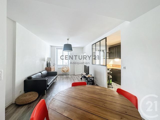 Appartement F5 à vendre - 5 pièces - 77.93 m2 - CHAMPS SUR MARNE - 77 - ILE-DE-FRANCE - Century 21 Adéquation