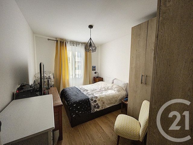 Afficher la photo en grand Appartement F2 à vendre - 2 pièces - 44.3 m2 - NOISY LE GRAND - 93 - ILE-DE-FRANCE - Century 21 Adéquation