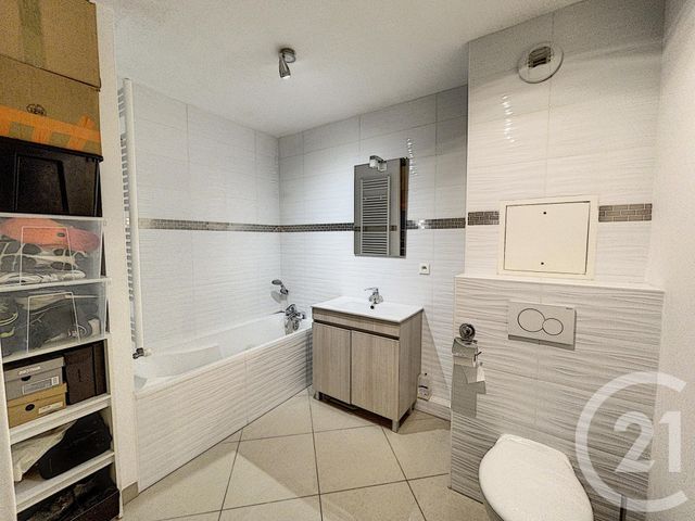 Afficher la photo en grand Appartement F2 à vendre - 2 pièces - 44.3 m2 - NOISY LE GRAND - 93 - ILE-DE-FRANCE - Century 21 Adéquation