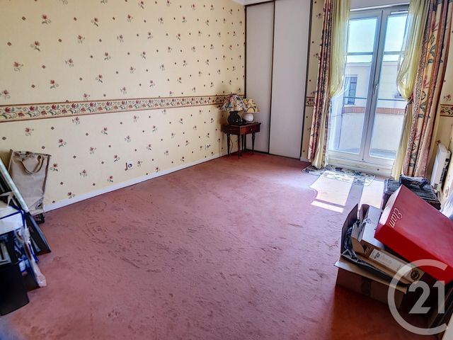 Afficher la photo en grand Appartement F3 à vendre - 3 pièces - 72.48 m2 - NOISY LE GRAND - 93 - ILE-DE-FRANCE - Century 21 Adéquation