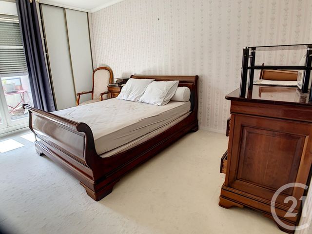 Afficher la photo en grand Appartement F3 à vendre - 3 pièces - 72.48 m2 - NOISY LE GRAND - 93 - ILE-DE-FRANCE - Century 21 Adéquation