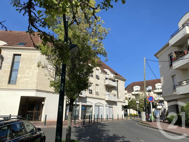 Afficher la photo en grand Appartement F3 à vendre - 3 pièces - 67.12 m2 - NOISY LE GRAND - 93 - ILE-DE-FRANCE - Century 21 Adéquation