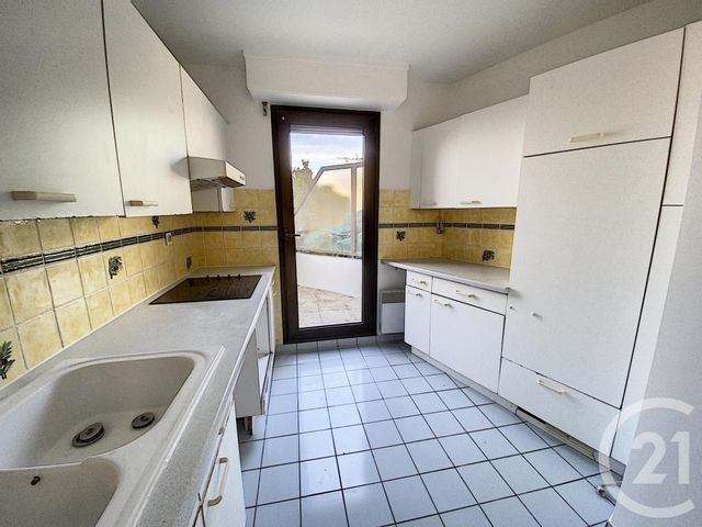 Afficher la photo en grand Appartement F3 à vendre - 3 pièces - 67.12 m2 - NOISY LE GRAND - 93 - ILE-DE-FRANCE - Century 21 Adéquation