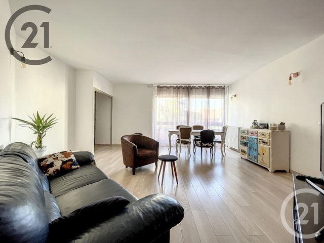 Appartement F3 à vendre - 3 pièces - 71.59 m2 - NOISY LE GRAND - 93 - ILE-DE-FRANCE - Century 21 Adéquation