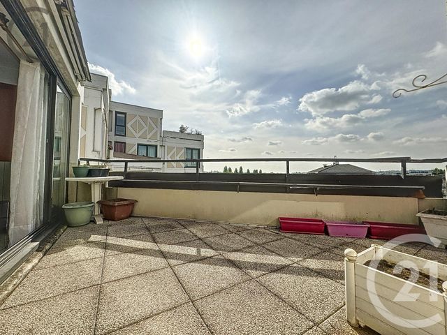 Appartement F2 à vendre - 2 pièces - 51.29 m2 - NEUILLY SUR MARNE - 93 - ILE-DE-FRANCE - Century 21 Adéquation