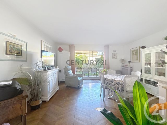Appartement F4 à vendre - 4 pièces - 91.9 m2 - NOISY LE GRAND - 93 - ILE-DE-FRANCE - Century 21 Adéquation
